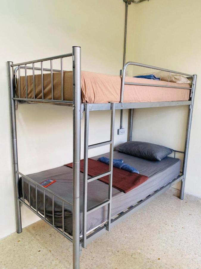 Ommi Hostel San Ġiljan Buitenkant foto