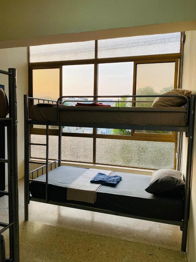 Ommi Hostel San Ġiljan Buitenkant foto